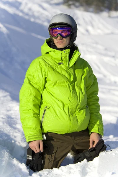 Mladý jezdec na sněhu — Stock fotografie