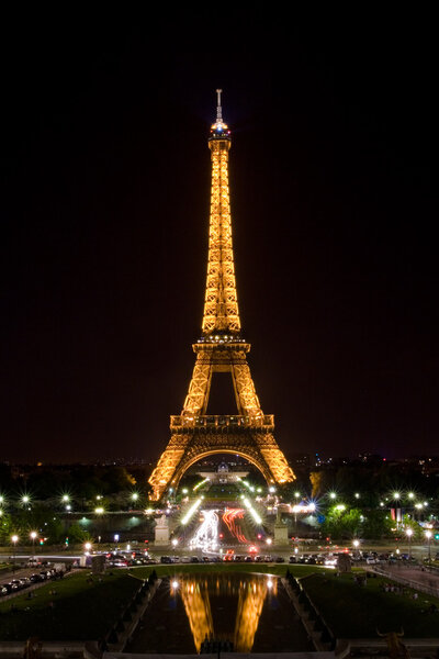 Tour Eiffel la nuit — Photo