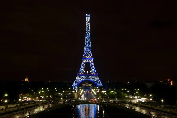 Eiffel tower in August 2008 — Stock Photo, Image