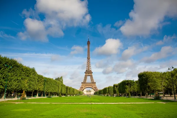 The Eiffel Tower. Summer — стокове фото