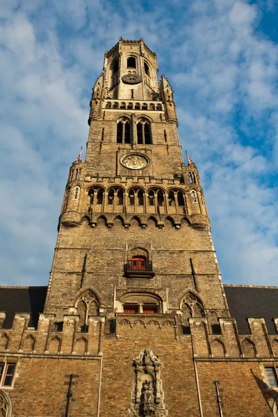 Věž s hodinami v brugge, Belgie — Stock fotografie