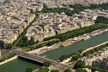 Paris ve seine Nehri