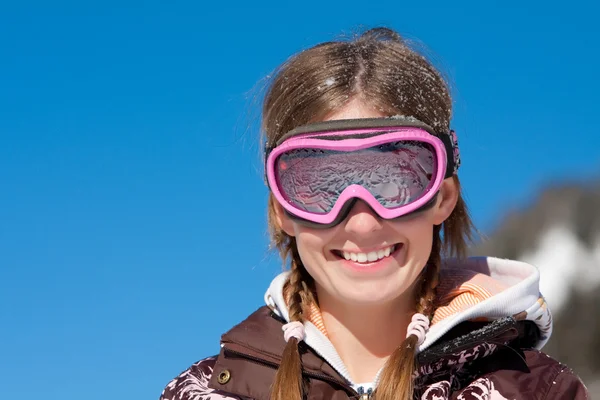 Meisje lachend met ski mask — Stockfoto