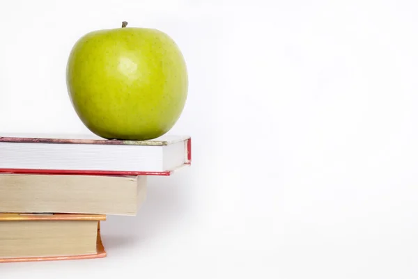 Apple and books — Stock Photo, Image
