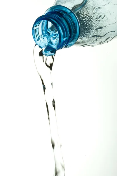 Μπουκάλι και το πιτσίλισμα νερού — Φωτογραφία Αρχείου