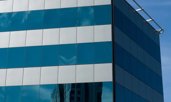 Edificio in vetro — Foto Stock