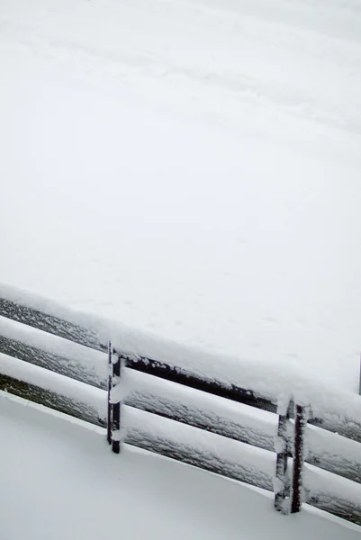 Паркан і снігу — стокове фото