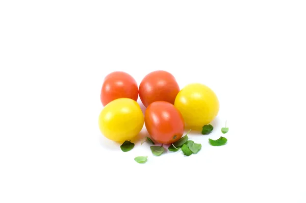Sarı ve kırmızı kiraz domates — Stok fotoğraf