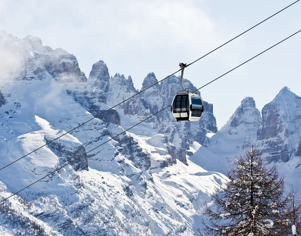 Ski resort Madonna di Campiglio — Stock Photo, Image
