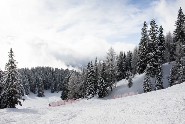 Estación de esquí Madonna di Campiglio. Italia — Foto de Stock