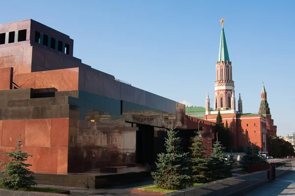 मॉस्को मध्ये लाल स्क्वेअरवर म्यूझोलियम — स्टॉक फोटो, इमेज