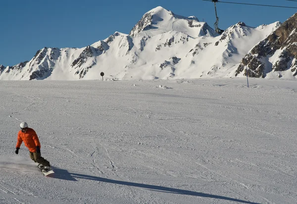 stock image Snowboarder and mountain