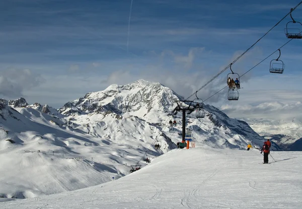 En Francia. Estación de esquí Val d 'Izere —  Fotos de Stock