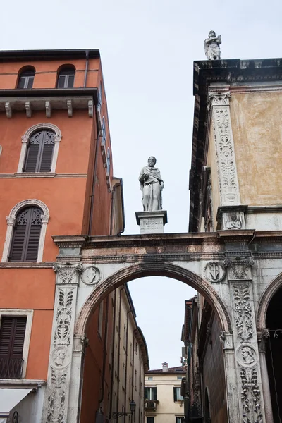 Statua di Fracastoro, Verona — Foto Stock