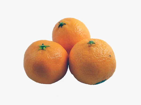 Drei Mandarinen auf weißem Hintergrund — Stockfoto