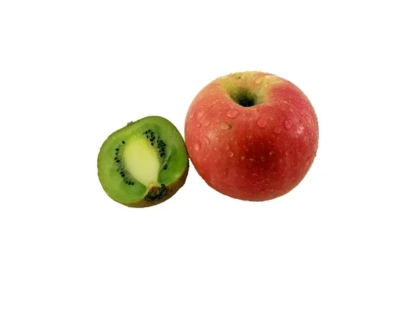 Apel dan kiwi pada latar belakang putih — Stok Foto
