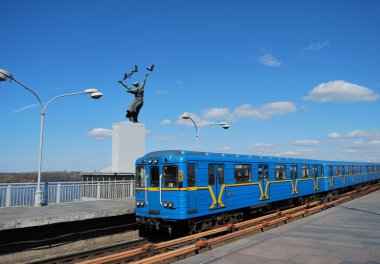 Metro İstasyonu