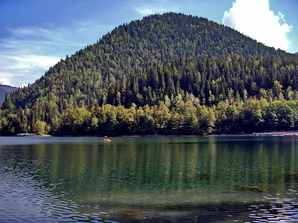 Lago Ritza — Fotografia de Stock