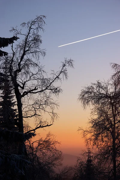 ジェット飛行機雲 — ストック写真