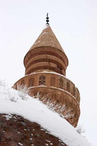 Oude toren van Ishak Pasha Palace, Oost-Turkije — Stockfoto