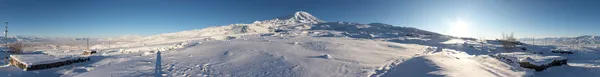 Kruhové 360 stupňové panorama Mount Ararat v zimě, Turecko — Stock fotografie