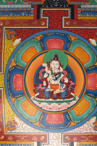Pintura budista en el techo de una puerta, Everest trek, Himalaya, Nepal —  Fotos de Stock