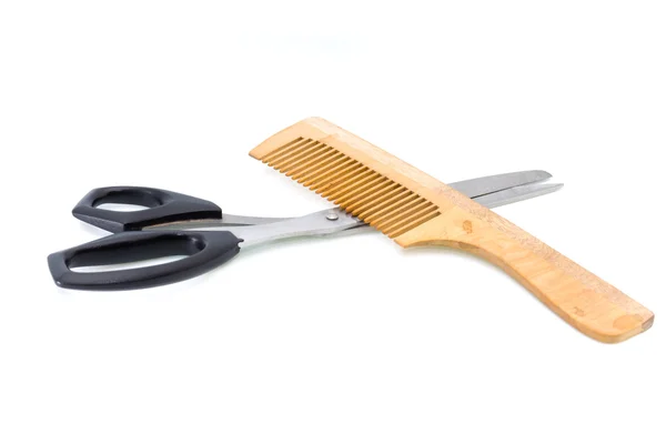 Haarbürste und Schere aus Holz — Stockfoto