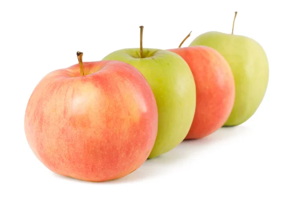 Vier Äpfel — Stockfoto