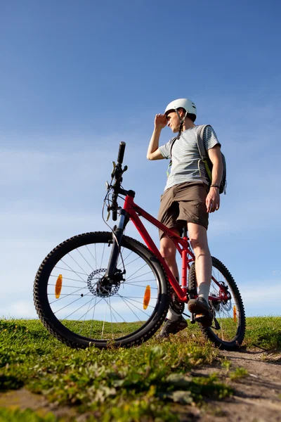 산 자전거 타는 사람. — 스톡 사진