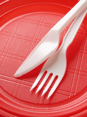 Red disposable plate clipart