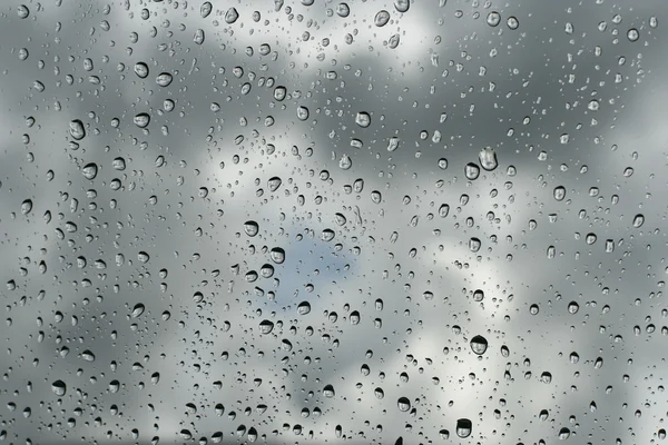 Curah hujan di jendela — Stok Foto