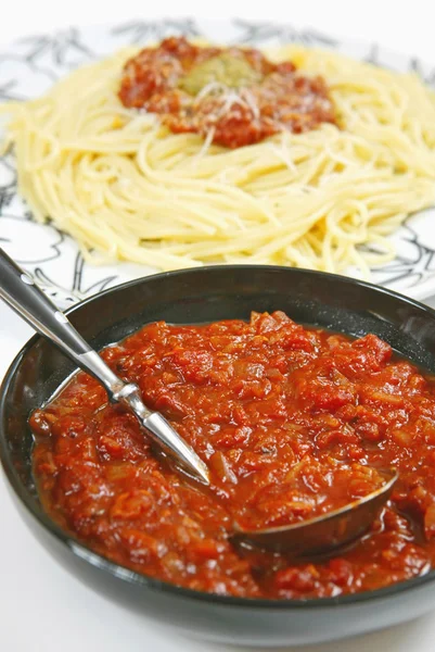 Spaghetti con salsa — Foto Stock