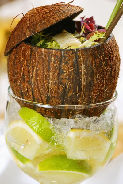 Sałatka z kokosa — Zdjęcie stockowe