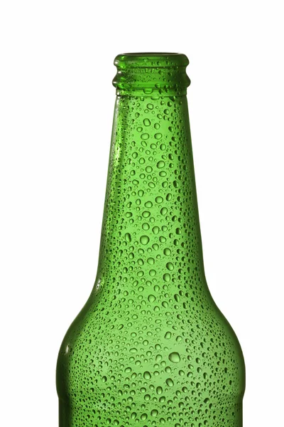 Yeşil bira şişesi — Stok fotoğraf