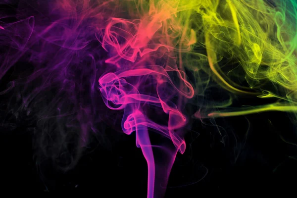 Fumo colorato, sfondo nero — Foto Stock