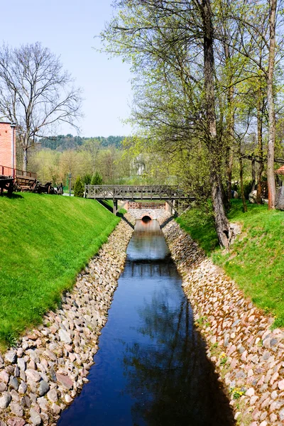 Channel in the park, spring — Stock Photo, Image