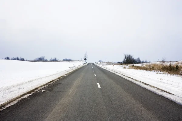 Straße im Winter — Stockfoto