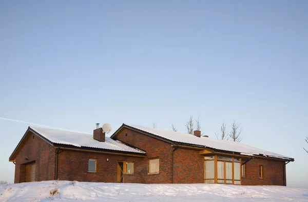 Casa de campo de invierno — Foto de Stock