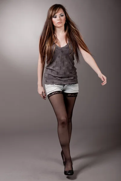 Cute young model walking — Stock Photo, Image