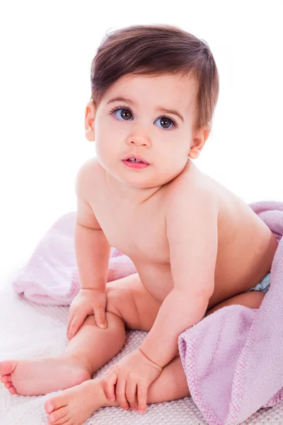 Pequeno bebê se curvando — Fotografia de Stock
