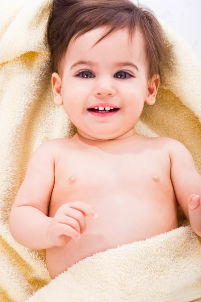 Schattige baby glimlachen — Stockfoto