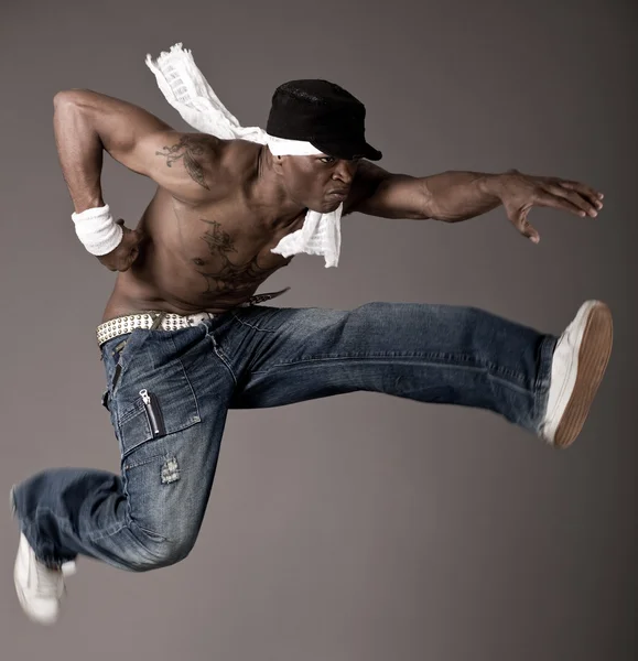 Танцы прыжков — стоковое фото