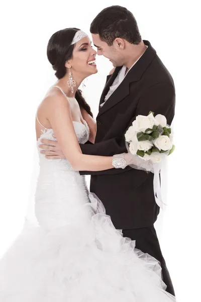 Gelukkige bruid en bruidegom op hun bruiloft — Stockfoto
