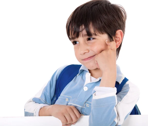 Porträtt av en bedårande skolan pojke — Stockfoto