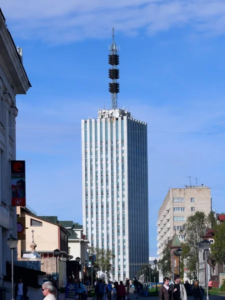 Het moderne gebouw. Archangelsk. — Stockfoto