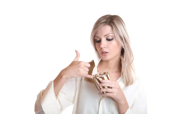 Das Mädchen isst Schokoladenpaste — Stockfoto