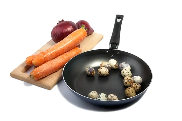 Carrots, onions and quail eggs isolated — Stock Photo, Image