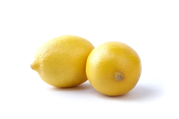 Dos limones enteros — Foto de Stock