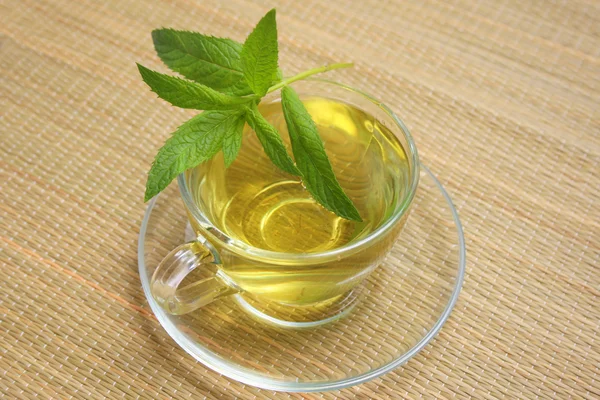 Taza de té de hierbas —  Fotos de Stock