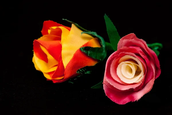 Rose artificiali fatte a mano — Foto Stock